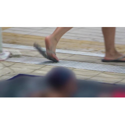 FREE PREVIEW | AT POOL 04 FEET CANDIDS